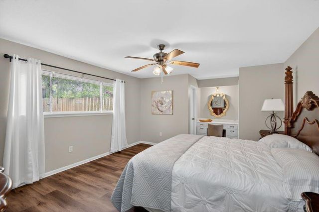 204 Nasturtium Street, Lake Jackson, TX 77566