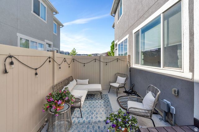 15253 S WILD HORSE WAY, Bluffdale, UT 84065