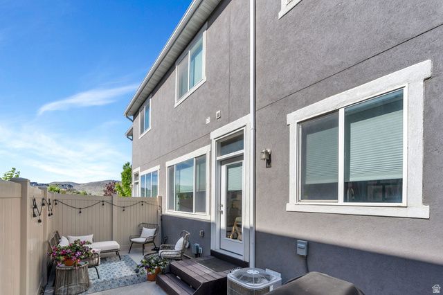 15253 S WILD HORSE WAY, Bluffdale, UT 84065