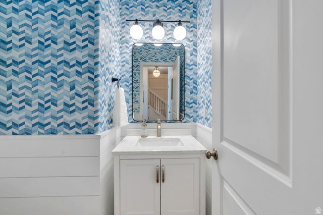 15253 S WILD HORSE WAY, Bluffdale, UT 84065