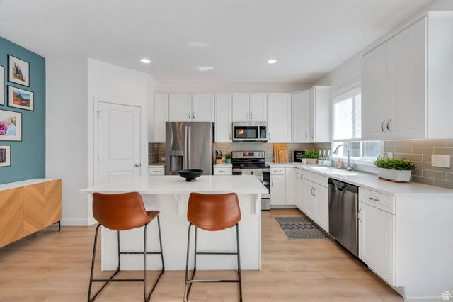 15253 S WILD HORSE WAY, Bluffdale, UT 84065
