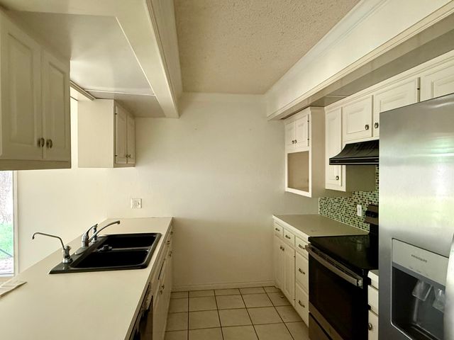 5912 74th Street, Lubbock, TX 79424