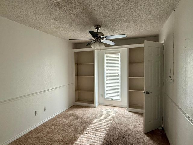 5912 74th Street, Lubbock, TX 79424