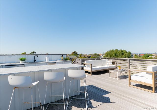 31 Atlantic Avenue, Seaview, NY 11770