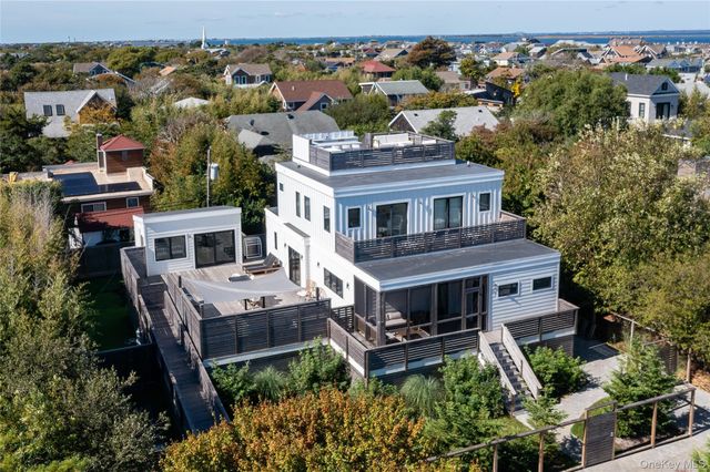 31 Atlantic Avenue, Seaview, NY 11770