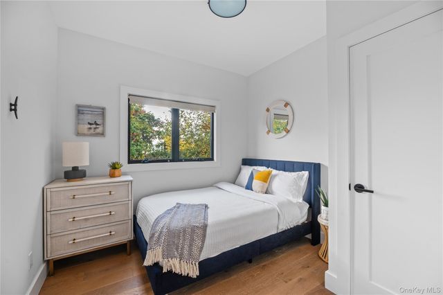 31 Atlantic Avenue, Seaview, NY 11770