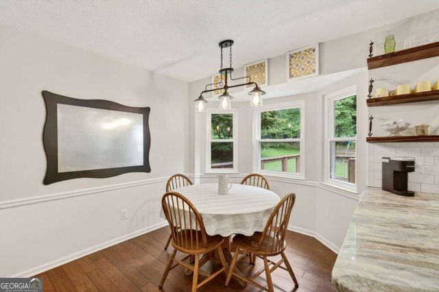 1526 Hickory Drive SW, Lilburn, GA 30047