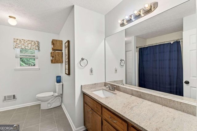 1526 Hickory Drive SW, Lilburn, GA 30047