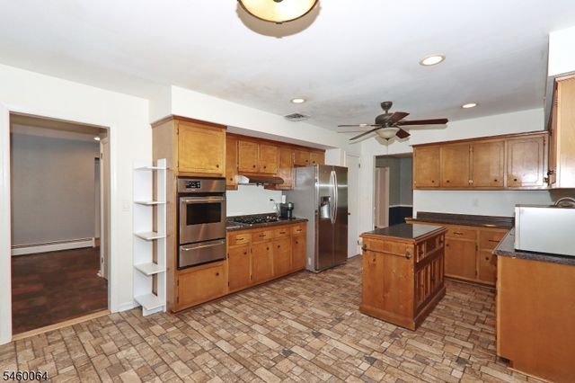 293 Cherry Hill Rd, Mountainside Boro, NJ 07092