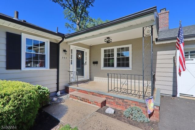 293 Cherry Hill Rd, Mountainside Boro, NJ 07092