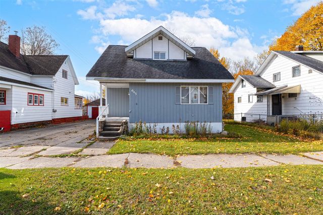 645 N Lake Street, Cadillac, MI 49601