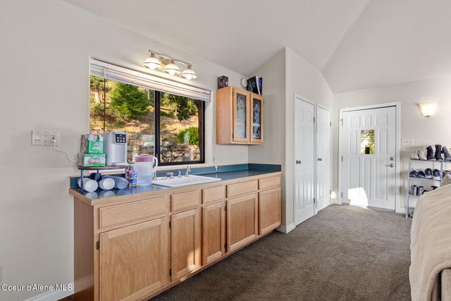2233 S Silver Beach Rd, Coeur D'alene, ID 83814