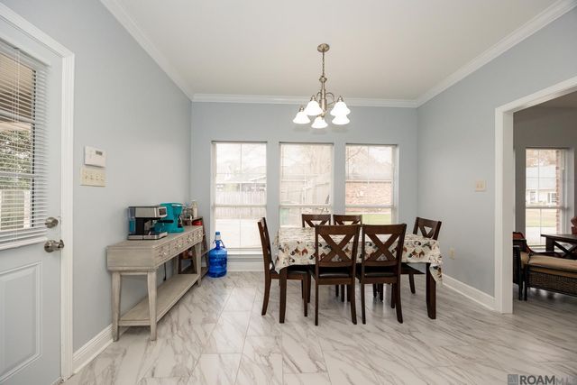 30403 Lafleur Rue, Walker, LA 70785