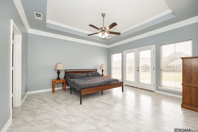 30403 Lafleur Rue, Walker, LA 70785
