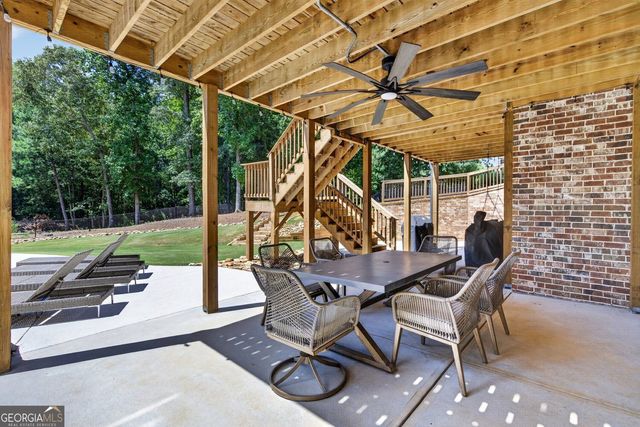 417 Fox Valley Drive, Monroe, GA 30656