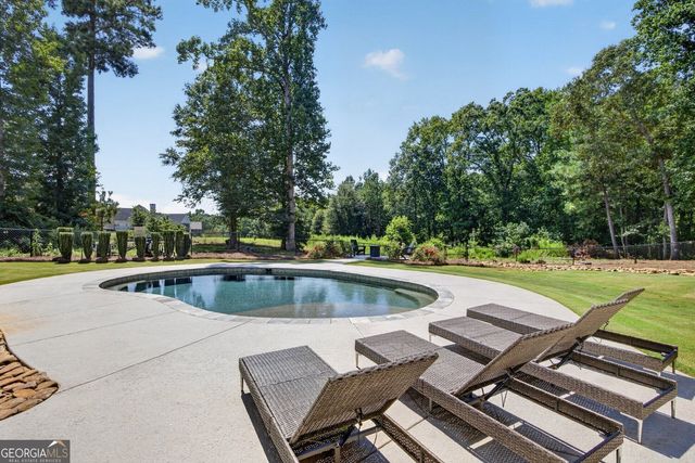 417 Fox Valley Drive, Monroe, GA 30656