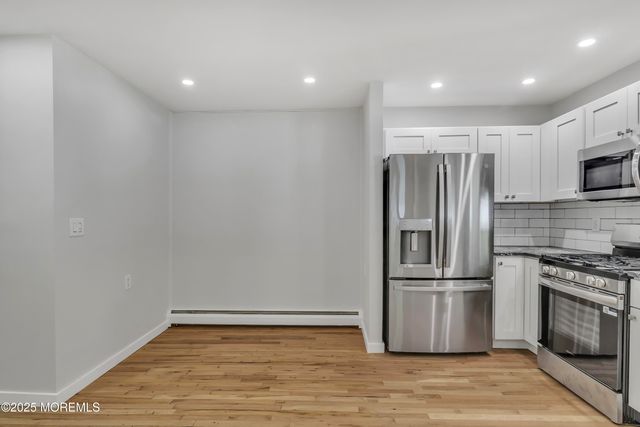 60 Berkshire Court, Toms River, NJ 08753