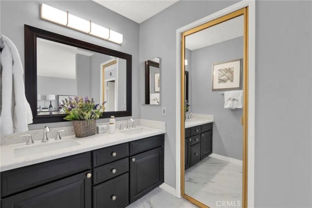 3026 S Baker, Santa Ana, CA 92707