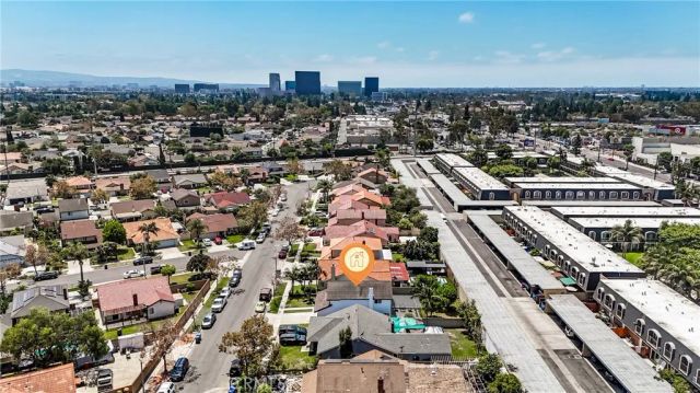 3026 S Baker, Santa Ana, CA 92707