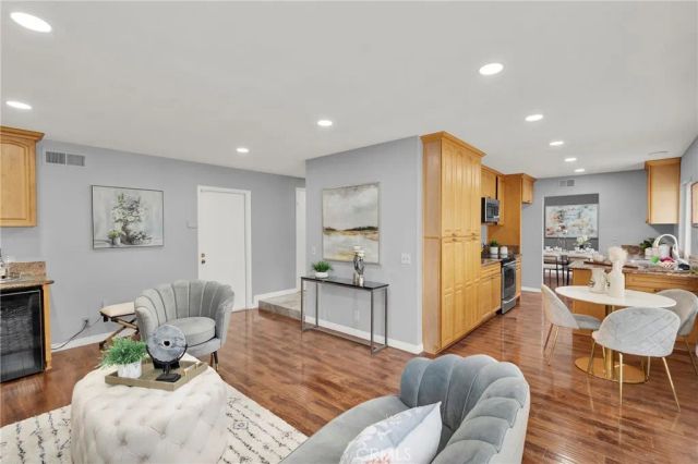 3026 S Baker, Santa Ana, CA 92707