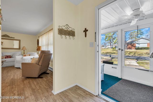 465D Thornbury Court, Lakewood, NJ 08701