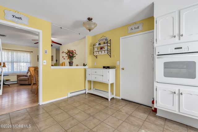 465D Thornbury Court, Lakewood, NJ 08701