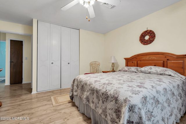 465D Thornbury Court, Lakewood, NJ 08701