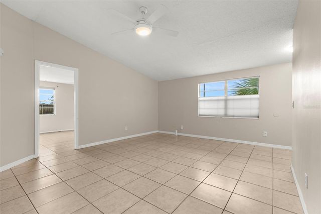 8229 RAVENCROFT DRIVE, Tampa, FL 33615