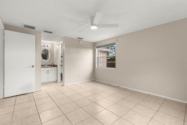 8229 RAVENCROFT DRIVE, Tampa, FL 33615