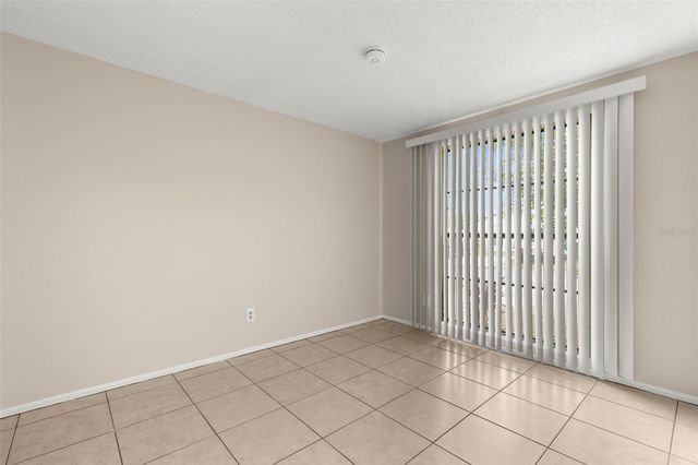 8229 RAVENCROFT DRIVE, Tampa, FL 33615