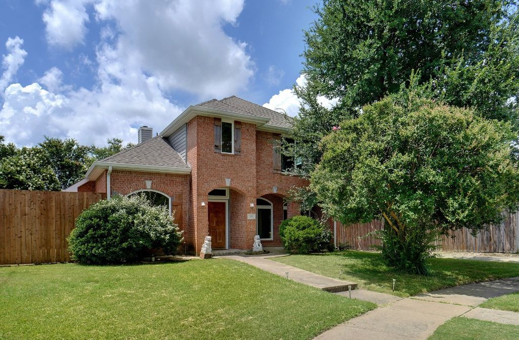 1814 Barton Springs Court, Allen, TX 75002
