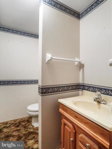 192 AIRPORT ST, Keyser, WV 26726