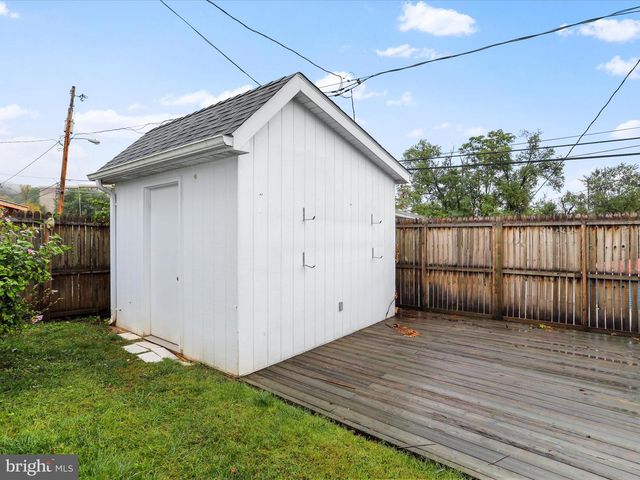 192 AIRPORT ST, Keyser, WV 26726