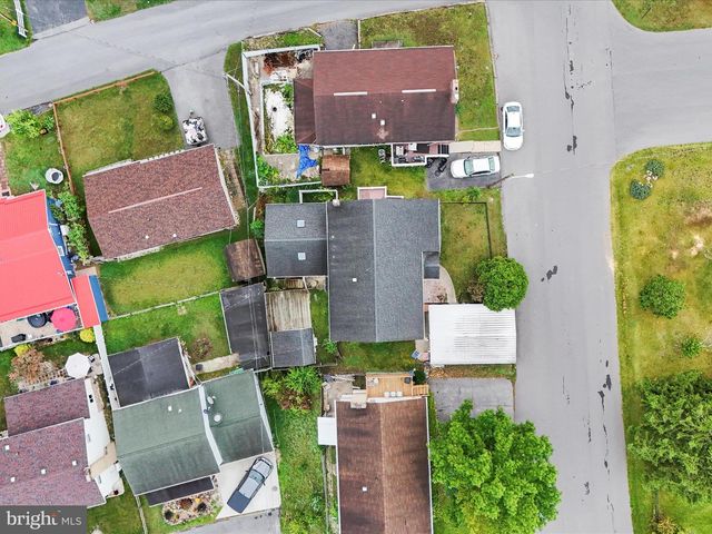 192 AIRPORT ST, Keyser, WV 26726