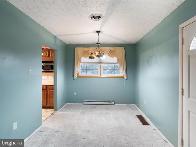 192 AIRPORT ST, Keyser, WV 26726