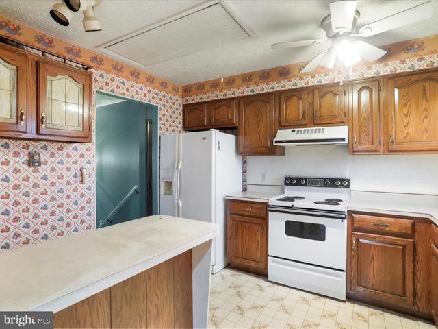 192 AIRPORT ST, Keyser, WV 26726