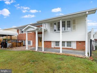 192 AIRPORT ST, Keyser, WV 26726