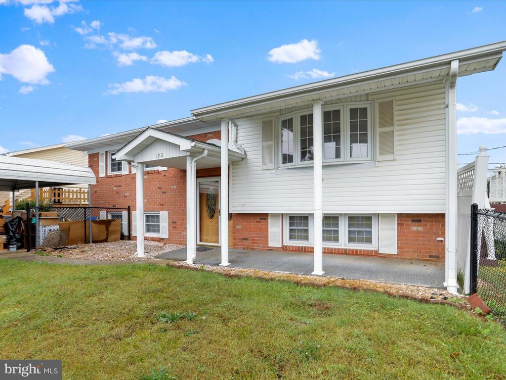 192 AIRPORT ST, Keyser, WV 26726