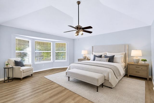 2505 Classic Court W, Bedford, TX 76021