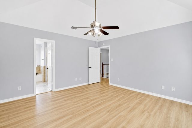 2505 Classic Court W, Bedford, TX 76021