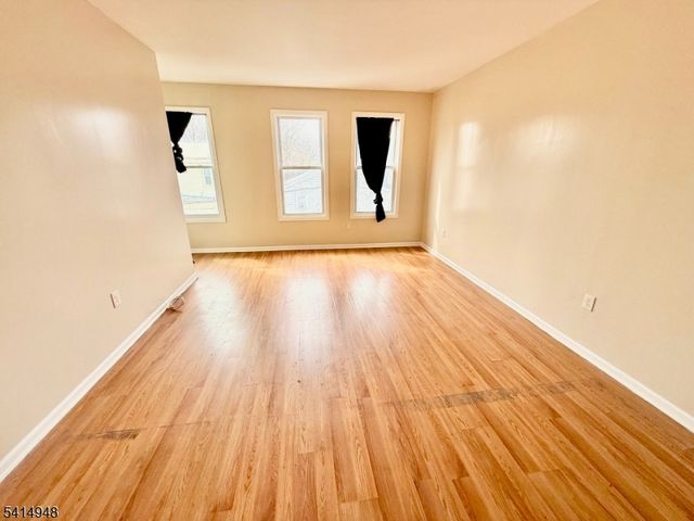 52 Montrose Ter, Irvington Twp., NJ 07111
