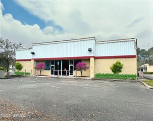 3166 COUNTY ROAD 220, Middleburg, FL 32068