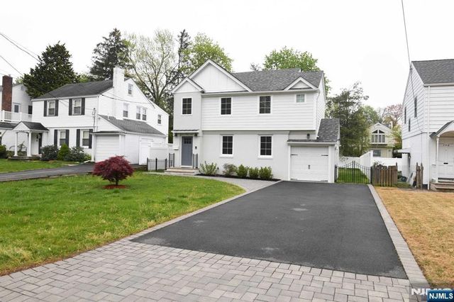 152 W Clinton Avenue, Tenafly, NJ 07670
