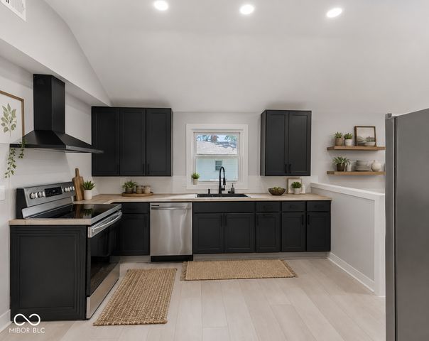 4986 Adkins Street, Columbus, IN 47201