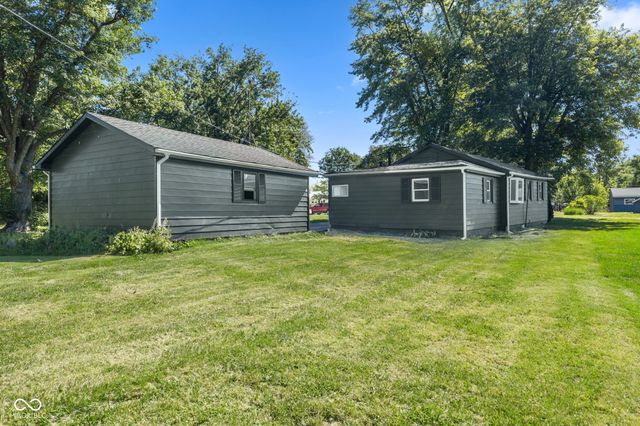 4986 Adkins Street, Columbus, IN 47201