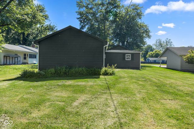4986 Adkins Street, Columbus, IN 47201