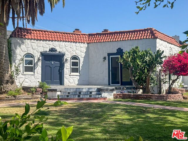 1043 S Plymouth Boulevard, Los Angeles, CA 90019