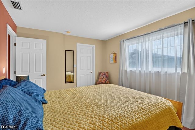 3344 N Key DR 6, North Fort Myers, FL 33903
