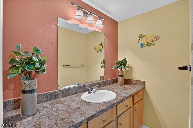 3344 N Key DR 6, North Fort Myers, FL 33903