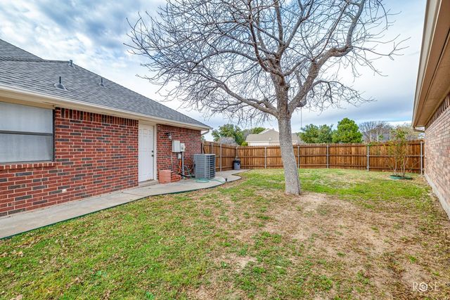 16 Southridge Drive, San Angelo, TX 76904